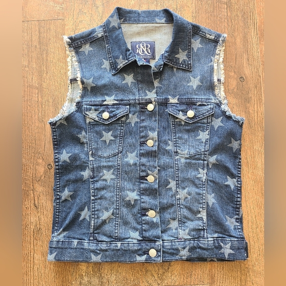 Rock and Republic Vest Size Medium - Picture 1 of 5